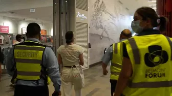 Vegan Carries a Pigs Head in the Supermarket