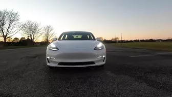 Tesla Model 3 Light Show - Holiday Update! ????????????