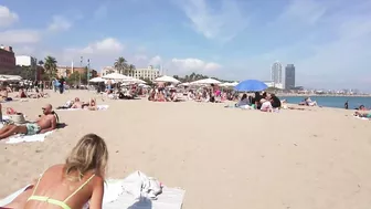 ???????? Barcelona - Spain · 4K · Barceloneta Beach Walk during Midday ☀️????️