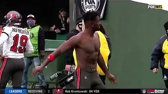 Antonio Brown leaves games versus the Jets