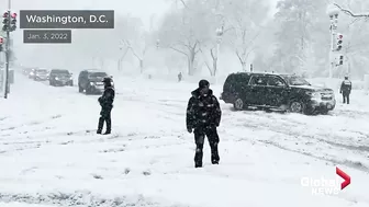 Winter storm blankets parts of US, causes hundreds of travel delays