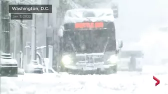 Winter storm blankets parts of US, causes hundreds of travel delays