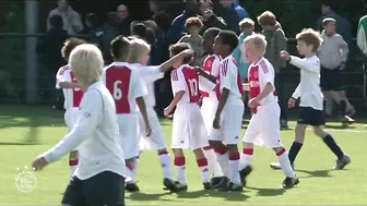 Interview Brobbey | Ten Hag zei: 'Het wordt tijd dat je thuiskomt'