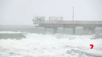 Clean-up on Gold Coast beaches to wait until after high tide| 7NEWS