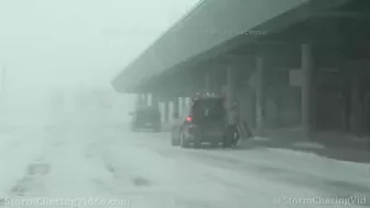 Fargo, ND Winter Blizzard Creates Treacherous Travel - 1/5/2022