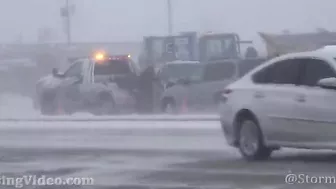 Fargo, ND Winter Blizzard Creates Treacherous Travel - 1/5/2022