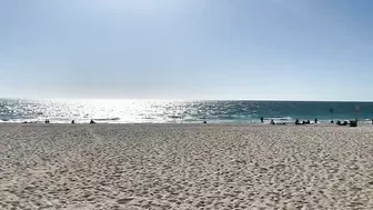 Scarborough beach ( Relaxing at the beach)