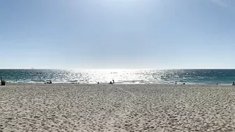 Scarborough beach ( Relaxing at the beach)