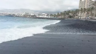 Red flag. The Ocean is storming. Las Americas Beach Walk. Tenerife Waves. Travel blog from Spain 4K