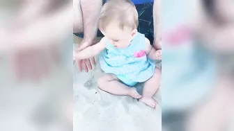 Super Funny Babies On The Beach || Kudo Hilarious