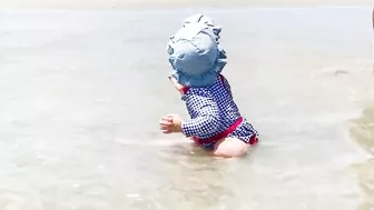 Super Funny Babies On The Beach || Kudo Hilarious