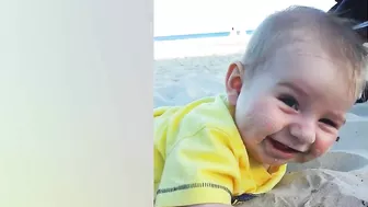 Super Funny Babies On The Beach || Kudo Hilarious