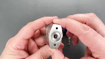 [1397] Kawaha Stainless Padlock Picked (Model 21/40WF)