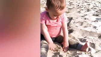 Top Funniest Babies Playing on The Beach || Big Daddy