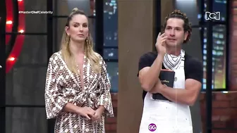 FUERTE AGARRON DE CARLA CONTRA GREGORIO MASTERCHEF CELEBRITY