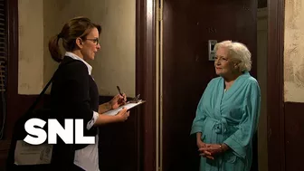 Census Taker vs. Old Lady - SNL