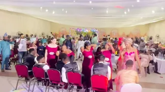 Wedding Party “Twerk”