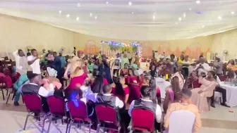 Wedding Party “Twerk”