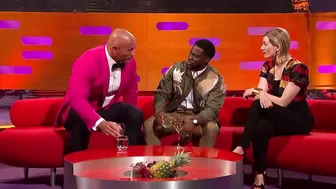 Dwayne Johnson & Kevin Hart Lose It Over Jodie Whittaker's Accent | The Graham Norton Show