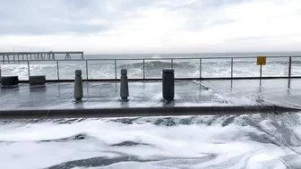 Tonga Tsunami floods Beach Blvd w/ Massive Waves in Pacifica California #Tsunami #CaliforniaTsunami