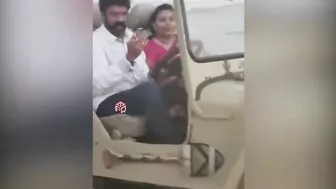 హేయ్ ఆలా కాదు ఇలా పెట్టు ????????: Nandamuri Balakrishna Enjoying at Beach with His Wife