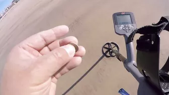 TSUNAMI FROM TONGA REACHS CALIFORNIA WHILE METAL DETECTING AT THE BEACH