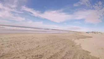 TSUNAMI FROM TONGA REACHS CALIFORNIA WHILE METAL DETECTING AT THE BEACH