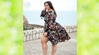 Super Plus Size Curvy Fashion Model ???? Paula Coterillo ???? Spanish Model ???? Instagram Star????Fashion World