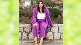 Super Plus Size Curvy Fashion Model ???? Paula Coterillo ???? Spanish Model ???? Instagram Star????Fashion World