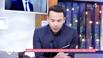 Anna Cabana anime un débat sur J.M. Blanquer sans annoncer leur relation - C à Vous - 19/01/2022