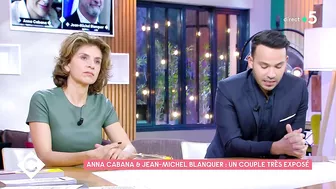 Anna Cabana anime un débat sur J.M. Blanquer sans annoncer leur relation - C à Vous - 19/01/2022