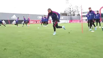 Fast, Faster, FC Bayern - Sprint-Challenge | Training | FC Bayern