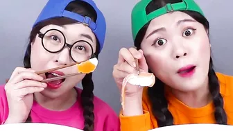 Real VS Jelly Chocolate Food Challenge DONA