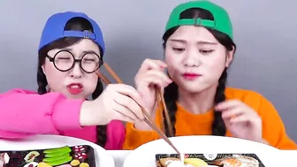 Real VS Jelly Chocolate Food Challenge DONA