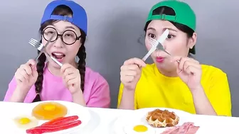 Real VS Jelly Chocolate Food Challenge DONA