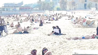 Barcelona beach walk ????️summer beach Nova Icaria