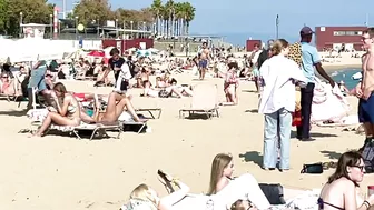 Barcelona beach walk ????️summer beach Nova Icaria