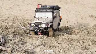 Riverside offroad travel 4x4 | Toyota Land Cruiser FJ40