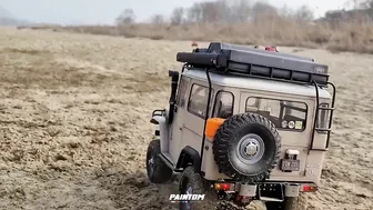 Riverside offroad travel 4x4 | Toyota Land Cruiser FJ40