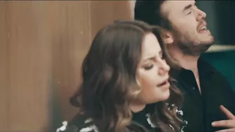 Sinan Akçıl & Mustafa Ceceli & Merve Özbey - Durum Çok Acil