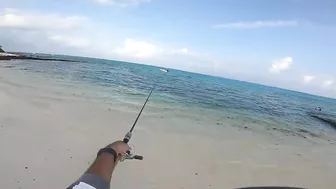 Quick Shore Casting at Blue Bay- Beach Fishing in Mauritius 2022..