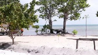 LARANTUKA BEACH BATAM