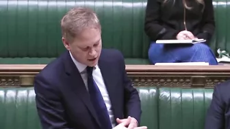 Covid travel tests scrapped for fully vaccinated arrivals in England, Shapps announces