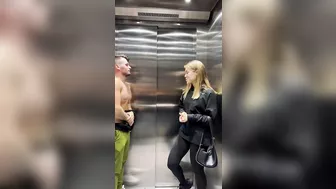 OMG????BODYBUILDER WANTED GIRL IN THE ELEVATOR????/SHOCK REACTION GIRL/@Shmeksss.Channel