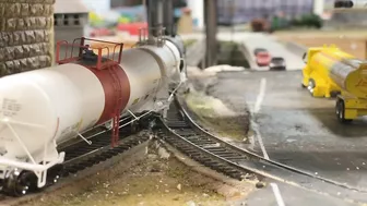 HO Scale Fails and Derailment Compilation 8!