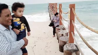 High Waves At Jumeirah Beach #smilewithhamdan