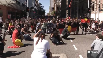 From beach celebrations to 'Invasion Day' protests, January 26 draws mixed emotions in WA | ABC NEWS