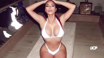 Kim Kardashian removes bikini-clad snaps after criticism