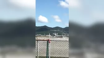 Planes Landing at Maho Beach in St. Maarten | Morgan Madness