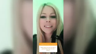 Avril Lavigne on Instagram - Q&A